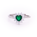 Anello in Argento collezione "Regina" con zircone a cuore Verde e contorno di zirconi Bianchi